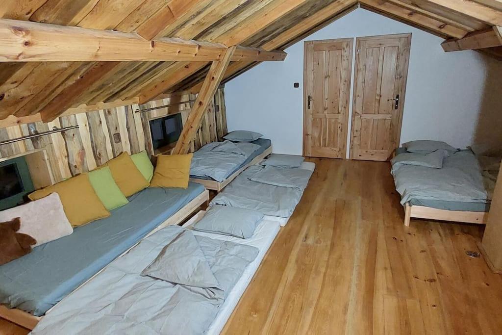 Chalet Boruvka - Biofarma Na Samote V Lesich Benesov  Eksteriør bilde