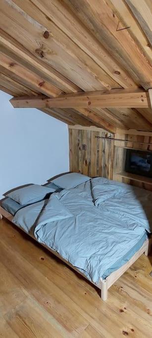 Chalet Boruvka - Biofarma Na Samote V Lesich Benesov  Eksteriør bilde